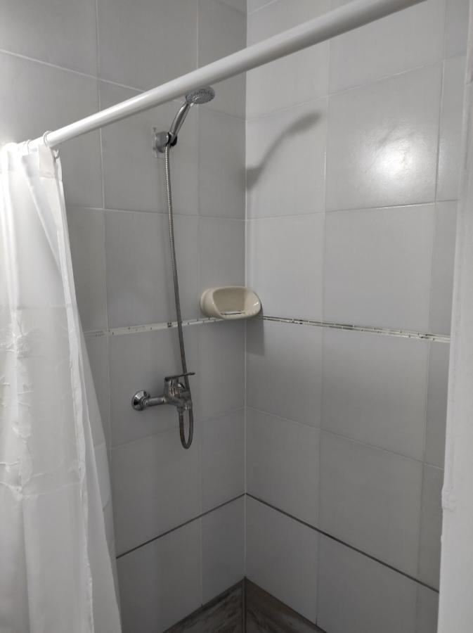 Ezeiza 1 Nuestro Lugar A 15 Minutos Del Aeropuerto Tranfer Opcional Desde Y Al Aeropuerto De Ezeiza Las 24 Horas Pet Friendly Luaran gambar